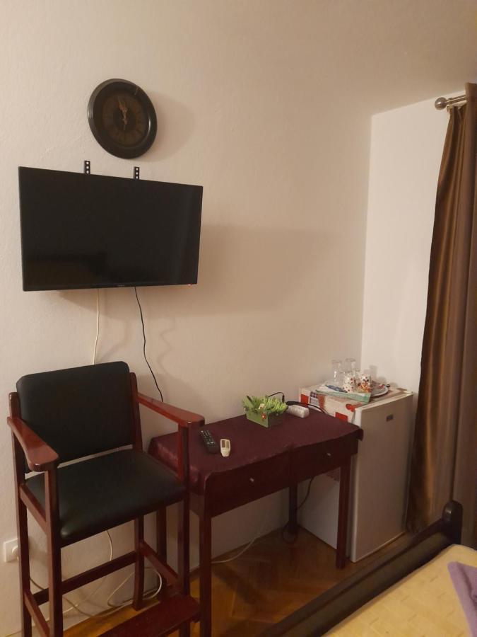 Apartments Kovacevic Petrovac Exterior photo