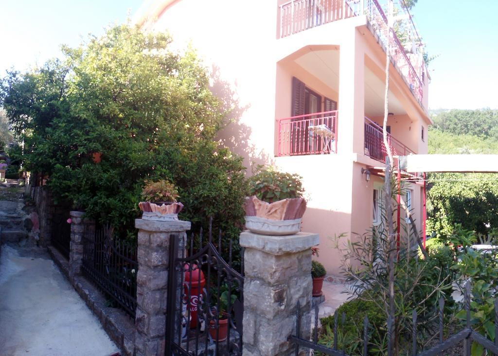 Apartments Kovacevic Petrovac Exterior photo
